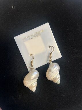 Hypo-Allergenic White Conch Shell Drop Earrings New Beach Summer Accessories